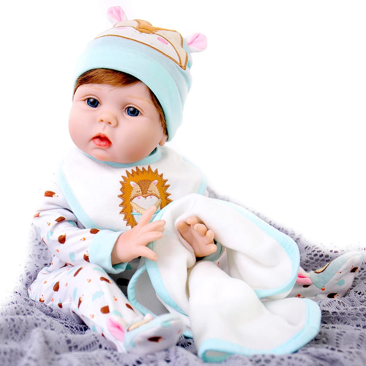 Bebé Realista con juguete erizo y accesorios